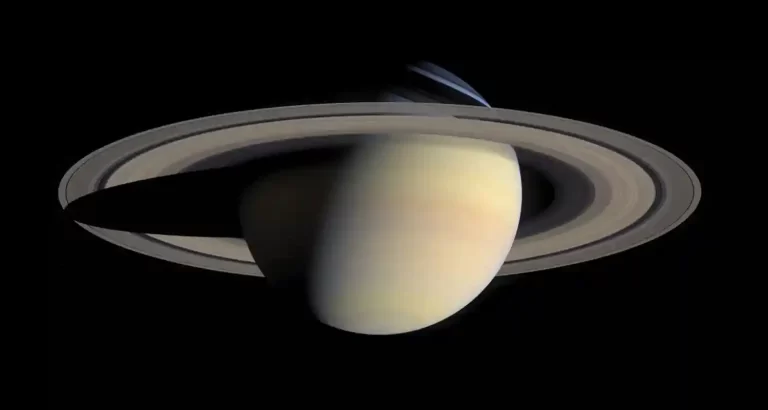 Incredibile gli anelli di Saturno a breve spariranno