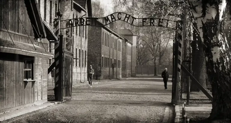 Si sono innamorati ad Auschwitz e poi non si sono visti per 71 anni