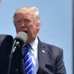 Donald Trump rivela Sono identico a Elvis Presley