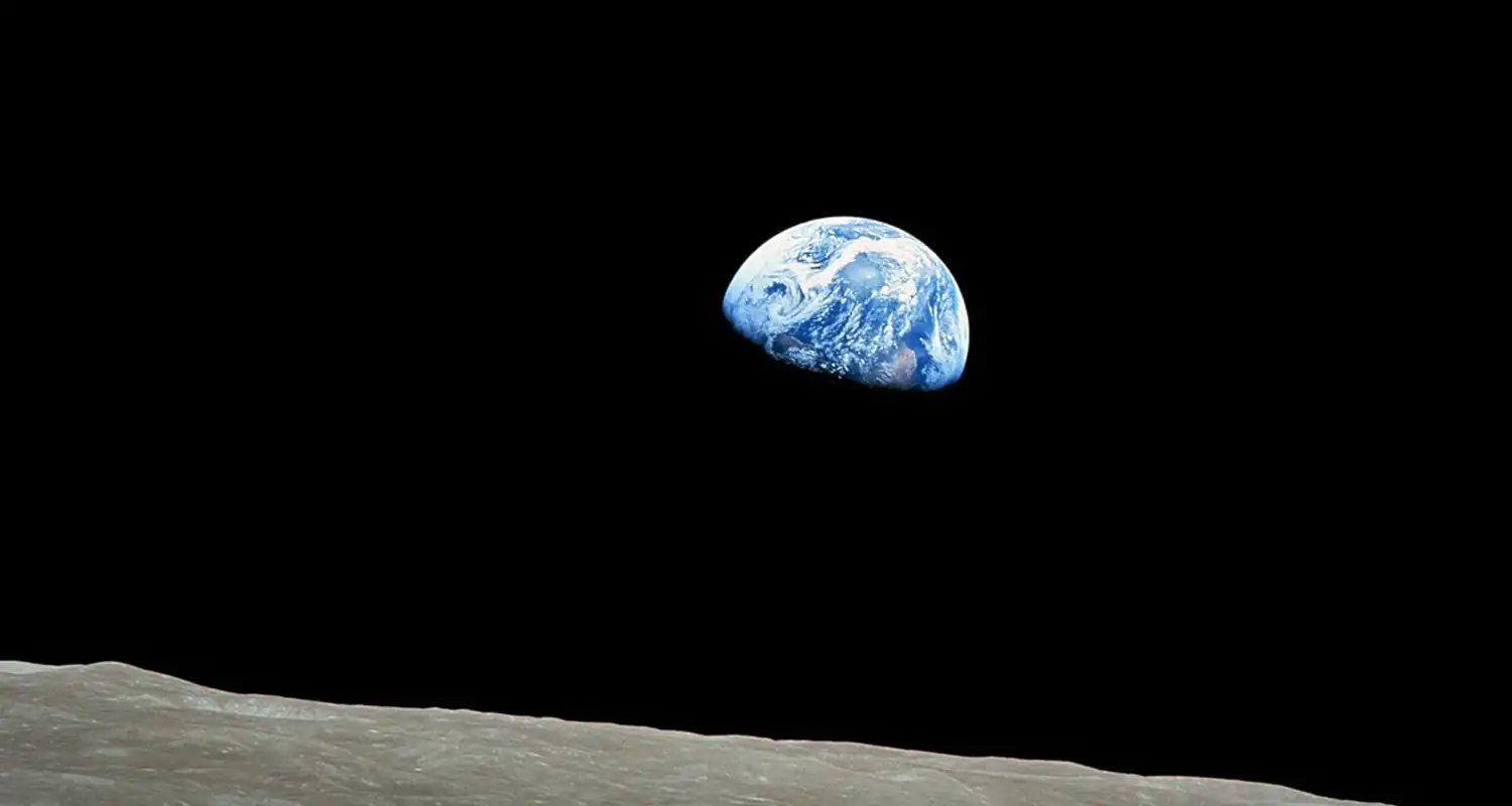 La Terra sta cambiando colore