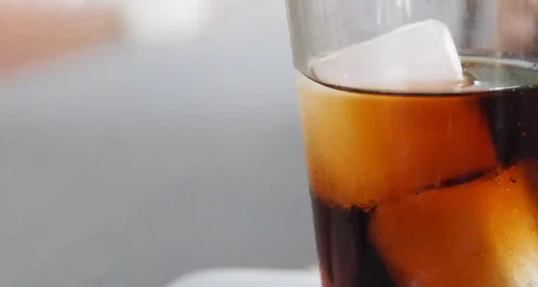 Pensionato rivela: Bevo coca cola da 50 anni