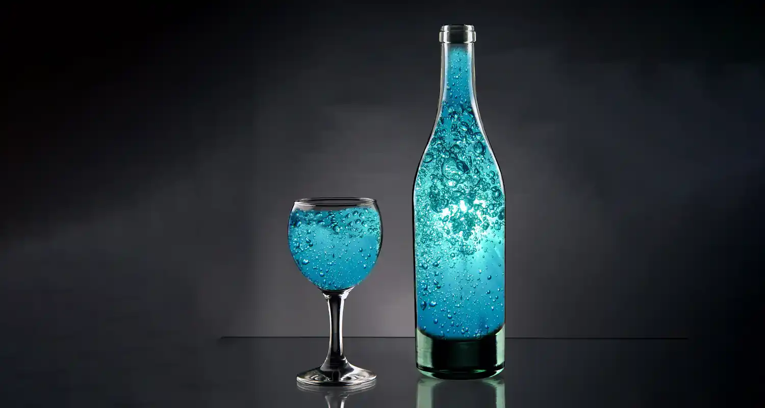 Che succede se bevi acqua frizzante tutti i giorni