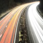 Gli scienziati hanno rallentato la velocità della luce