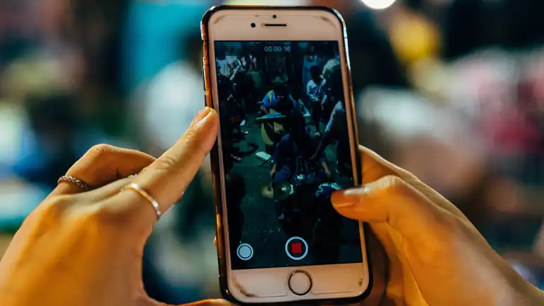 La Generazione Z Sceglie Università in Base a Come Appare su TikTok