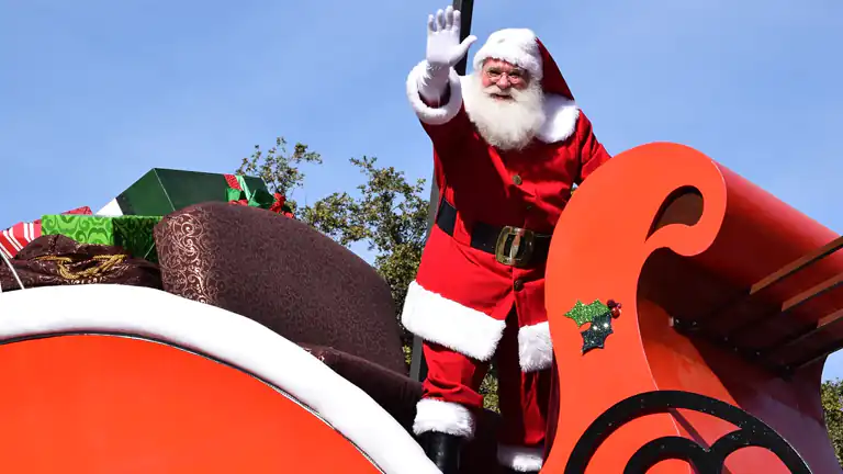 Prete inglese si scusa dopo aver detto ai bambini che Babbo Natale non esiste