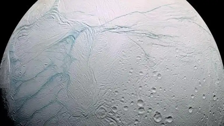 Stiamo cercando la vita su Encelado