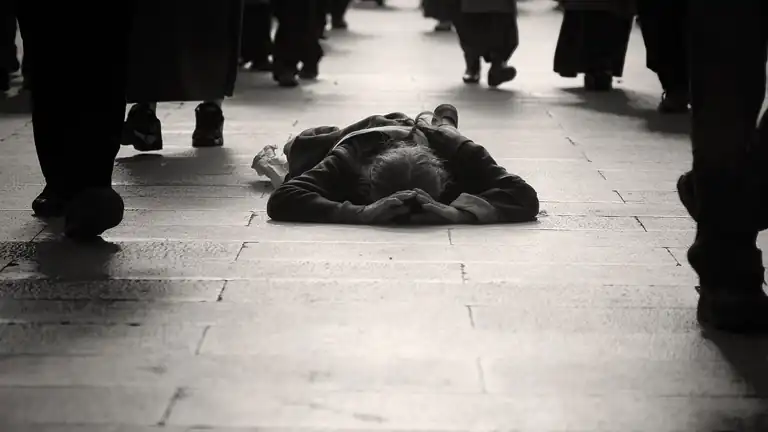 indifferenza può davvero uccidere le persone