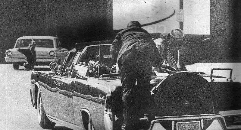 Morto a 93 anni Clint Hill agente che cercò di salvare Kennedy