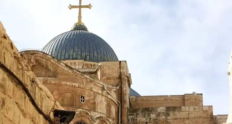 Scoperta Straordinaria sotto il Santo Sepolcro: La Storia di Gerusalemme si Riscrive