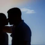 Vergine a 39 Anni e Mai Stata Baciata: La Storia di Sarah e la Sua Scelta di Vita