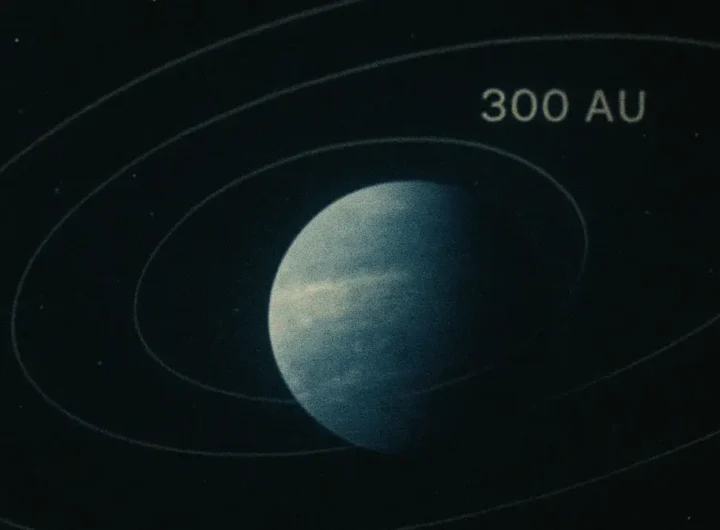 Rappresentazione artistica del Pianeta 9 nelle regioni esterne del Sistema Solare