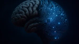 Primo piano di un cervello umano parzialmente fuso con un circuito stampato