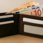 oggetti-da-non-tenere-nel-portafoglio