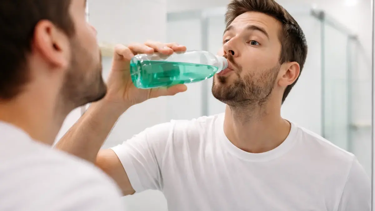 guida-collutorio-fatto-in-casa-sicuro-naturale