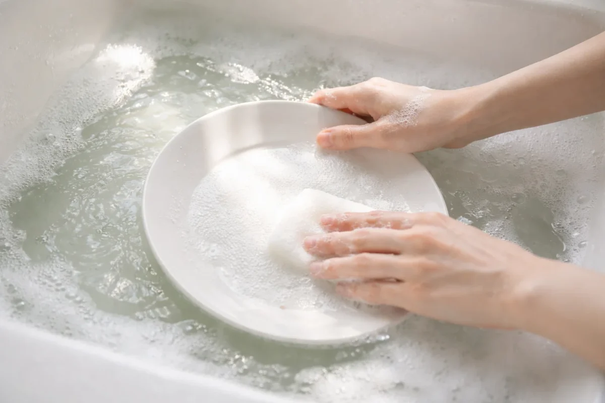 mindfulness-lavare-piatti-stress-scienza